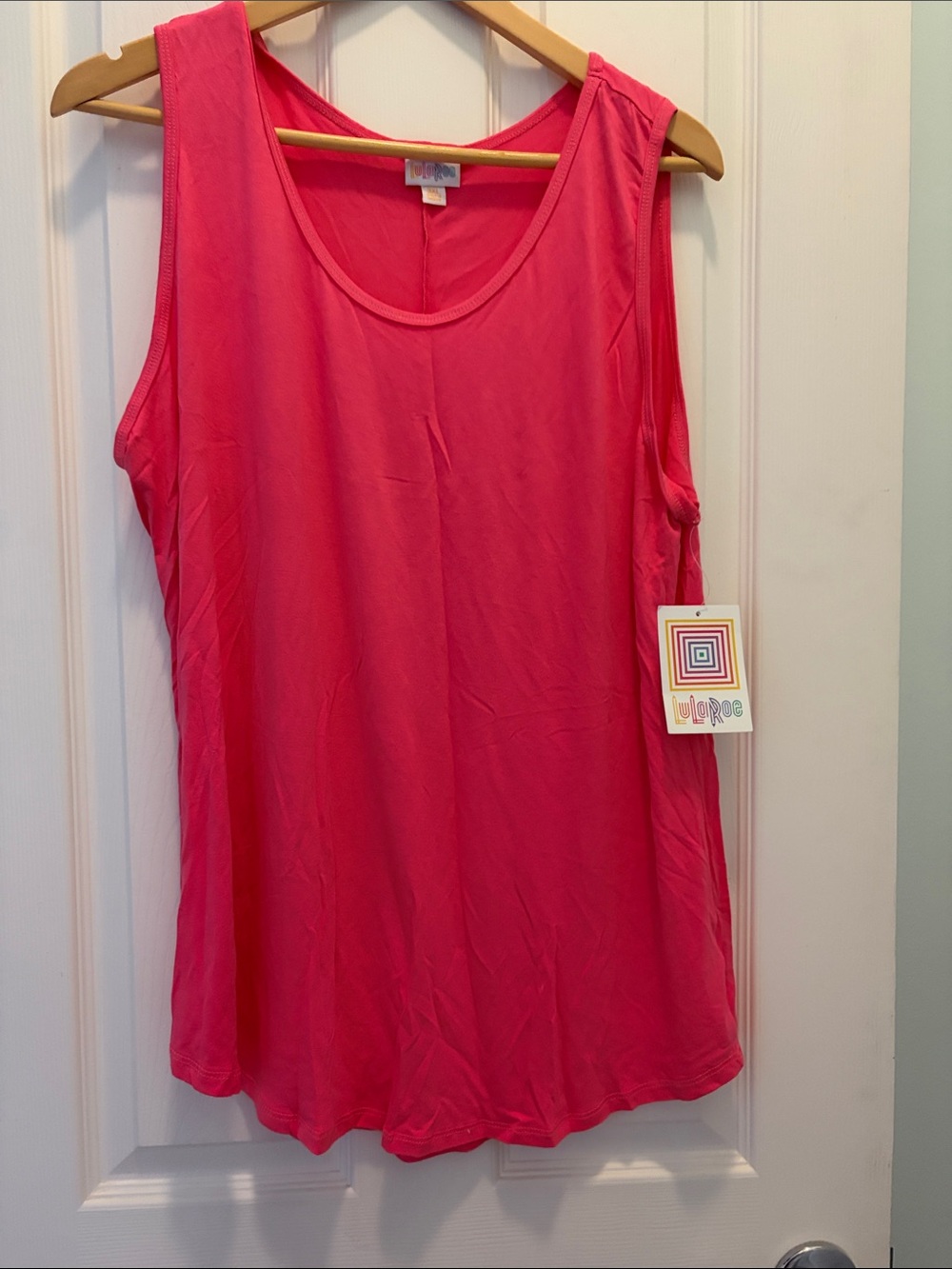 NWT. SZ 3XL. LuLaRoe tank top